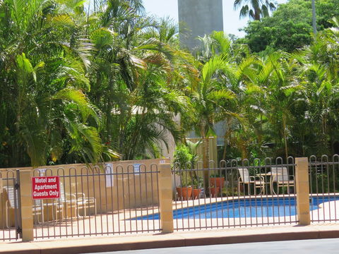 Emerald Gardens Motel & Apartments - Northern Rivers Accommodation 0