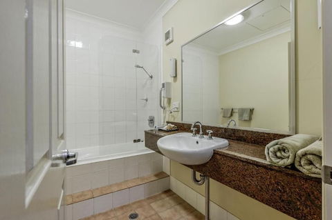Golden Guitar Motor Inn - Northern Rivers Accommodation 2