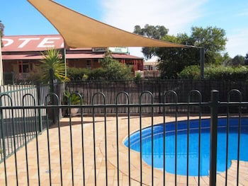Golden Guitar Motor Inn - Northern Rivers Accommodation 0