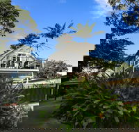 Port Douglas Cottage and Lodge - Northern Rivers Accommodation