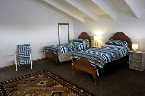 Penguin Beachfront Apartments - Northern Rivers Accommodation 1