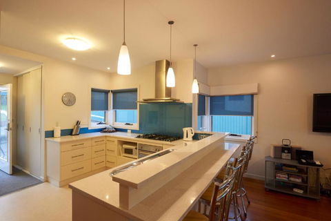 Bridport Holiday Rental - Northern Rivers Accommodation 6