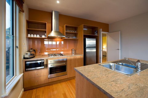 Queensberry Springs Villa 1 - Northern Rivers Accommodation 3