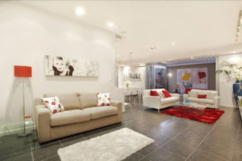 Lambert House - Northern Rivers Accommodation 5