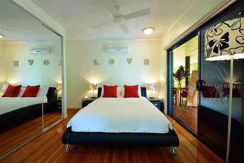 Misty Mountains Rainforest Retreat - Northern Rivers Accommodation 0