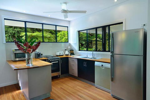 Misty Mountains Rainforest Retreat - Northern Rivers Accommodation 6