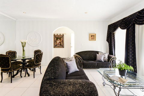 BOUTIQUE STAYS - Brighton Rose - Northern Rivers Accommodation 3