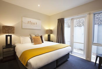 BOUTIQUE STAYS - Roxys Place - Northern Rivers Accommodation 0