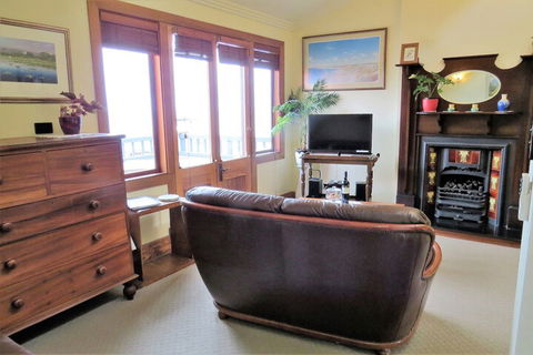McCloud House - Northern Rivers Accommodation 3