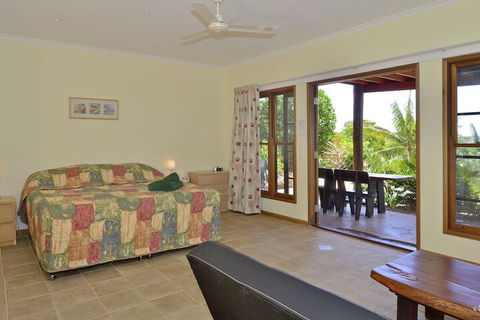 Escape 1770- Adults Only - Northern Rivers Accommodation 6