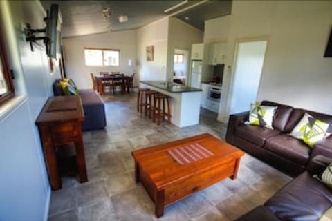 Killarney View Cabins & Caravan Park - Northern Rivers Accommodation 0
