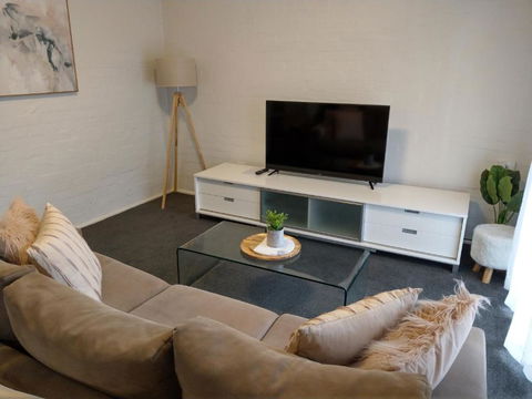 North Melbourne Retreat - Northern Rivers Accommodation 4