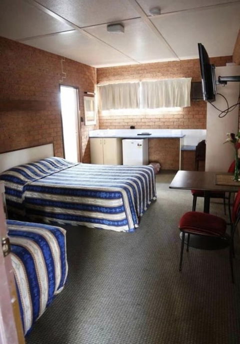 Condobolin Motor Inn - Northern Rivers Accommodation 4