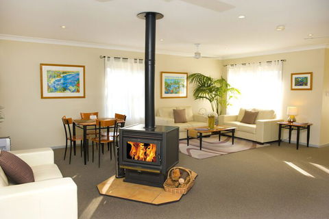 Tiarri Terrigal - Northern Rivers Accommodation 2