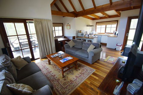 Manzanilla Ridge - Northern Rivers Accommodation 2