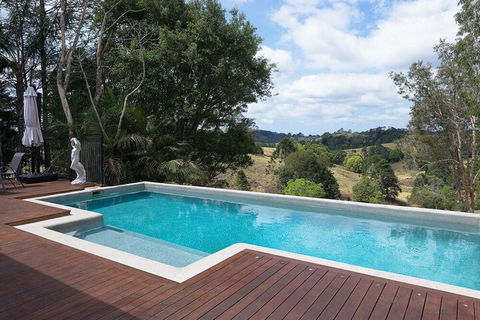Jacaranda Cottages - Northern Rivers Accommodation 7