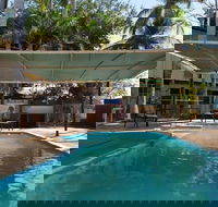 Palm Court Budget Motel Hostel/Backpackers - Northern Rivers Accommodation