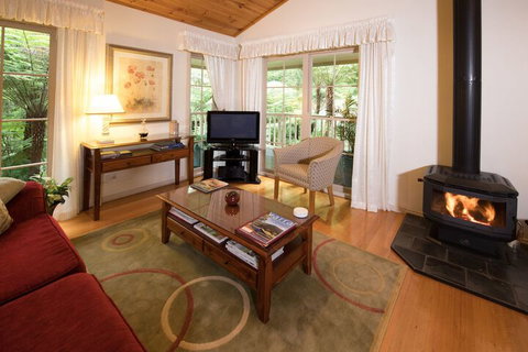 Myers Creek Cascades Luxury Cottages - Northern Rivers Accommodation 6