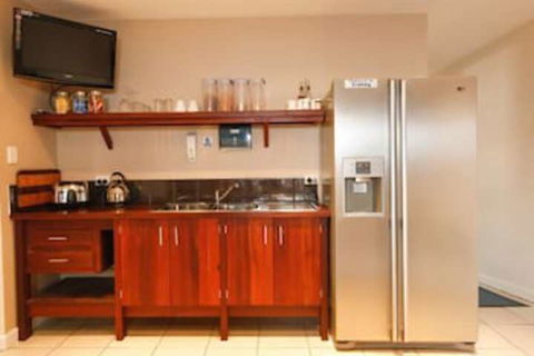 Waikiki Beach Bed & Breakfast - Northern Rivers Accommodation 4