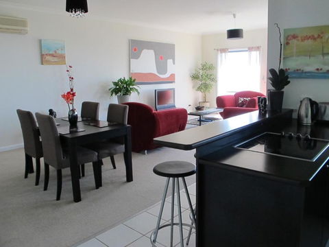 Bonza View - Northern Rivers Accommodation 5