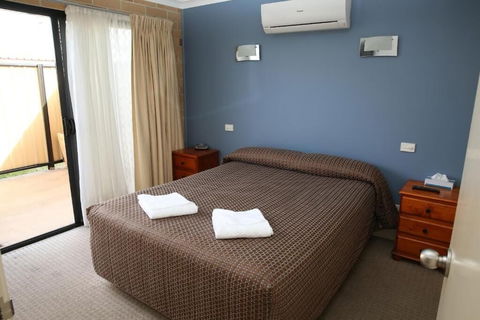 Emerald Central Palms Motel - Northern Rivers Accommodation 6
