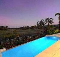 4 Cascade House Luxury Holiday Home - Northern Rivers Accommodation