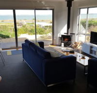 Coorong Waterfront Retreat - Northern Rivers Accommodation