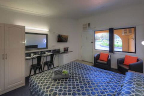 Twin Swans Motel - Northern Rivers Accommodation 0