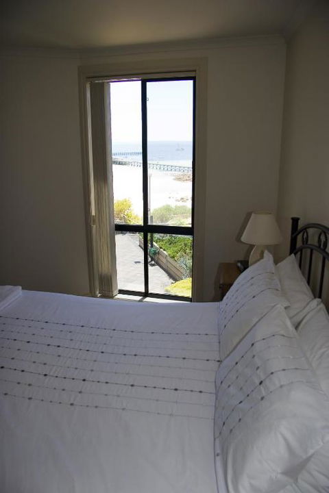 Cliff House Beachfront Villas - Northern Rivers Accommodation 1