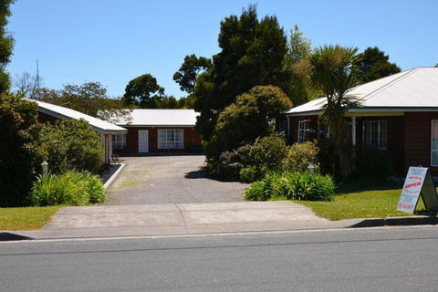 Castaway Holiday Apartments - Northern Rivers Accommodation 4
