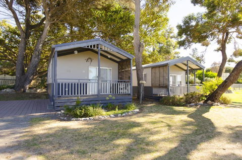 Lakeside Tourist Park - Northern Rivers Accommodation 2