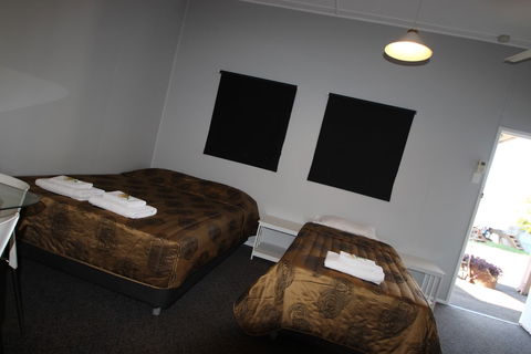 Ned Kelly's Motel - Northern Rivers Accommodation 5