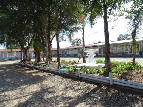 Mercury Motor Inn - Northern Rivers Accommodation 6