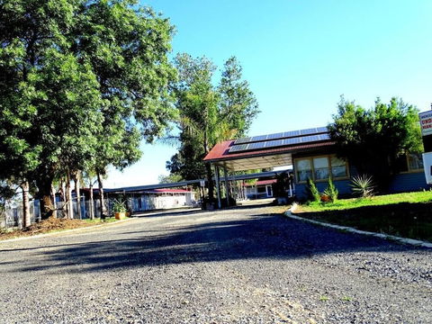 Mercury Motor Inn - Northern Rivers Accommodation 0