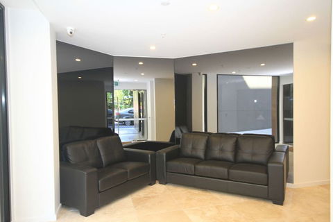 RNR Serviced Apartments North Melbourne - Northern Rivers Accommodation 2