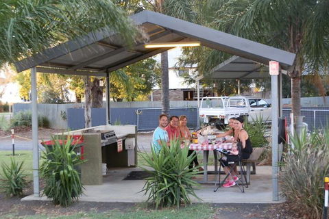 Narrabri Motel And Caravan Park - Northern Rivers Accommodation 7
