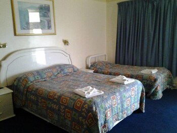 Hotel Boston - Northern Rivers Accommodation 4