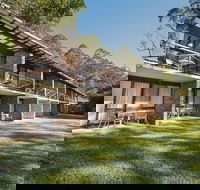 Avoca Beach Hotel - Northern Rivers Accommodation