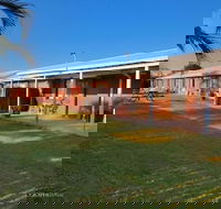 Morayfield Tavern  Motel - Northern Rivers Accommodation