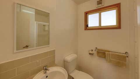 Cobar Caravan Park - Northern Rivers Accommodation 6