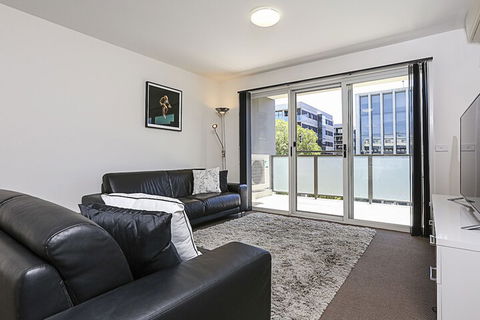 Accommodate Canberra - Braddon 33 - Northern Rivers Accommodation 5