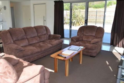 170 Hazards View Unit 1 - Northern Rivers Accommodation 1