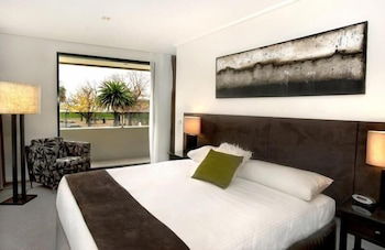May Park Executive Apartments - Northern Rivers Accommodation 4