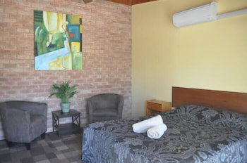 Lightning Ridge Outback Resort & Caravan Park - Northern Rivers Accommodation 4
