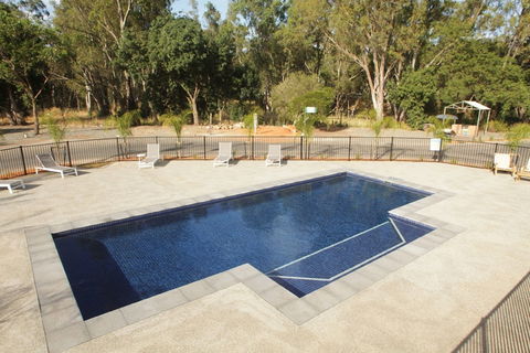 Riverside Cabin Park - Northern Rivers Accommodation 2