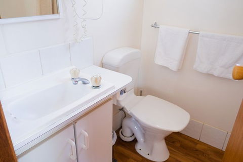 Riverside Cabin Park - Northern Rivers Accommodation 6