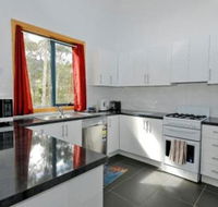 Hill Top Retreat - Northern Rivers Accommodation