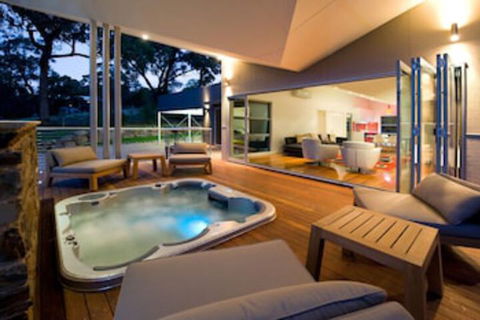 Cinque - Northern Rivers Accommodation 0