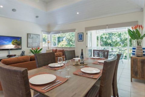 Latitude 16 On Grant St - Northern Rivers Accommodation 0