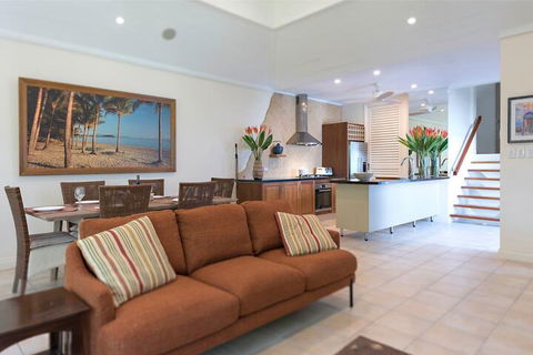 Latitude 16 On Grant St - Northern Rivers Accommodation 3